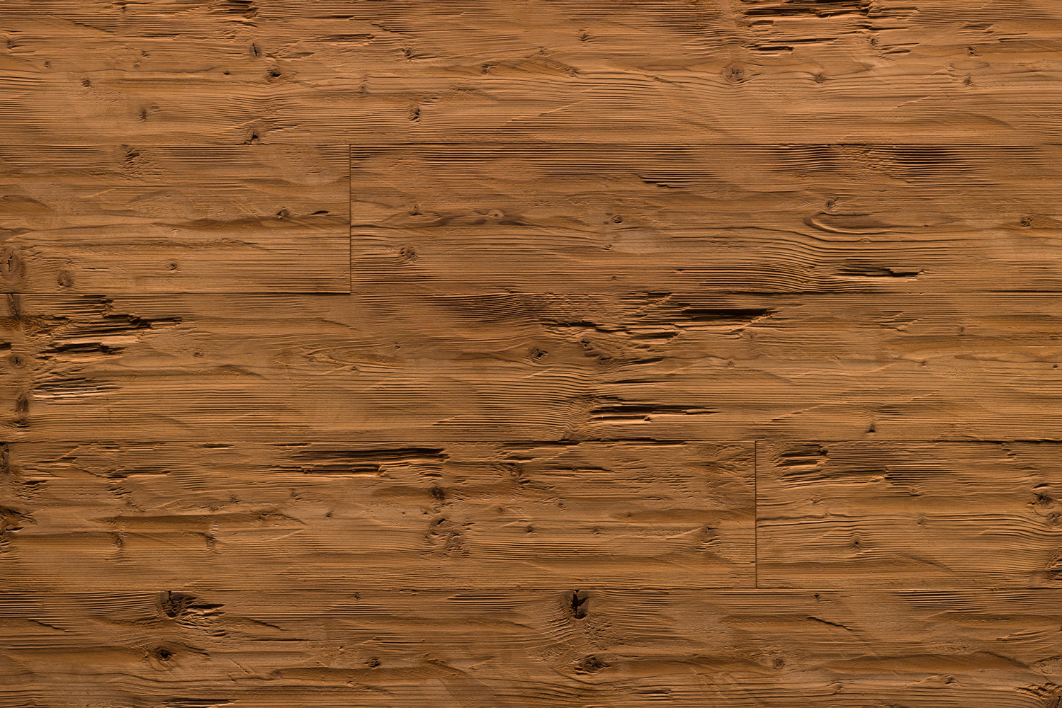 Gehackte Holzoberfläche mit kräftiger, unregelmäßiger Struktur und tiefer Maserung. Die rustikale Bearbeitung in warmem Braun verleiht dem Holz eine markante Altholz-Optik mit handwerklichem Charakter.