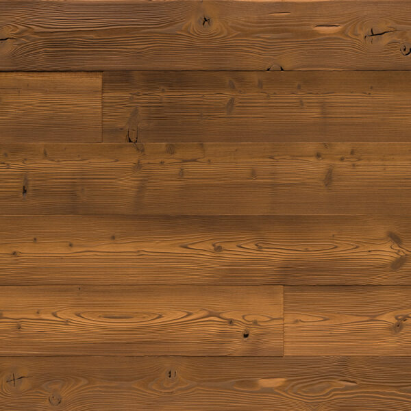 Dunkel gebürstete Holzoberfläche mit deutlicher Maserung und sichtbaren Astlöchern. Die strukturierte Oberfläche verleiht dem Holz eine natürliche Tiefe und Haptik, ideal für rustikale oder moderne Wohnräume mit Charakter.